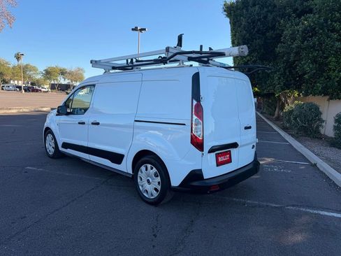 Used 2023 Ford Transit Connect XLT image 6