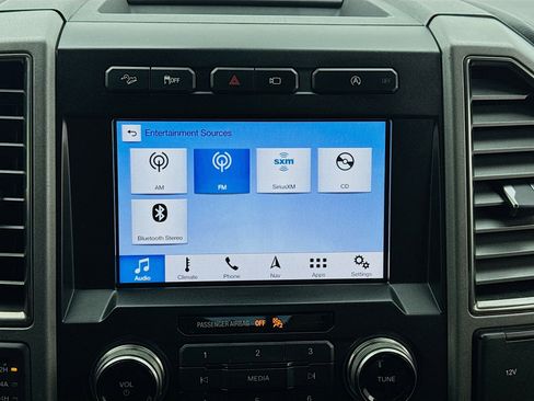 Used 2018 Ford F150 Raptor w/ Equipment Group 802A Luxury image 11