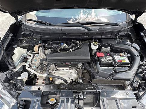 Used 2020 Nissan Rogue SV AWD/4WD image 35