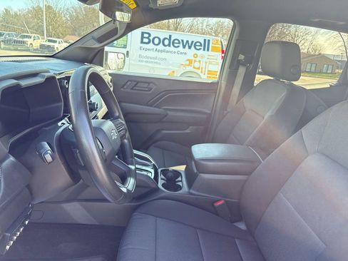 Used 2023 Chevrolet Colorado Trail Boss w/ Advanced Trailering Package image 13