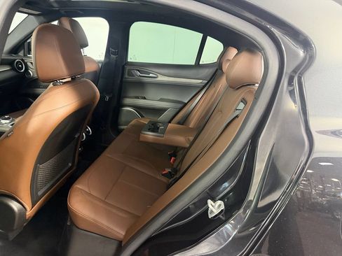 Used 2022 Alfa Romeo Stelvio Ti AWD/4WD image 25