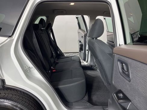 Used 2023 Nissan Rogue S FWD image 43
