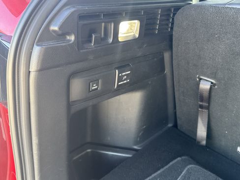 Used 2024 MAZDA CX-90 Plug-In Hybrid w/ Premium Plus image 23