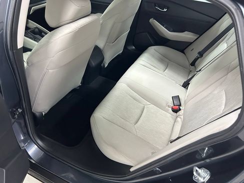 Certified 2023 Honda Accord EX image 15