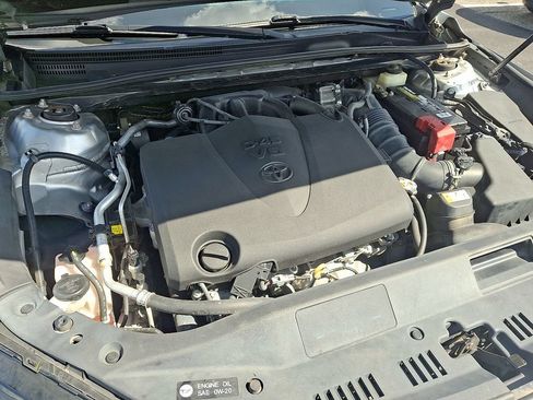 Used 2019 Toyota Avalon XLE w/ Moonroof Package FWD image 30