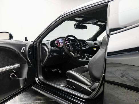 Used 2023 Dodge Challenger SRT Hellcat Redeye image 38