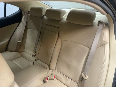 Used 2007 Lexus IS 350 RWD image 32