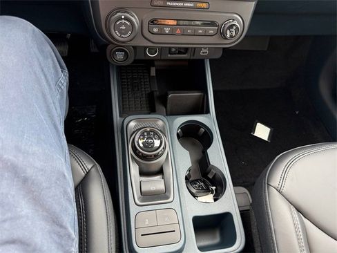 New 2025 Ford Maverick Lariat w/ Black Appearance Package image 11