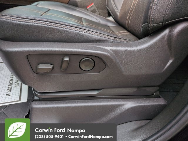 Used 2024 Chevrolet Silverado 1500 High Country AWD/4WD image 12