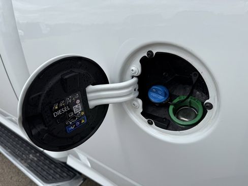 Used 2024 RAM 2500 Big Horn image 59