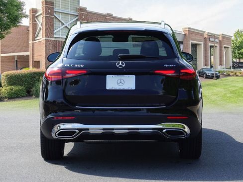 Certified 2025 Mercedes-Benz GLC 300 4MATIC image 5