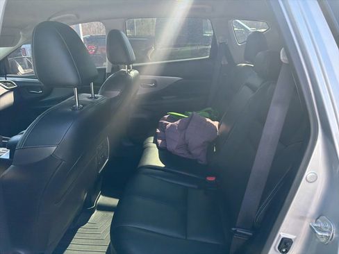 Used 2019 Nissan Murano SL image 9