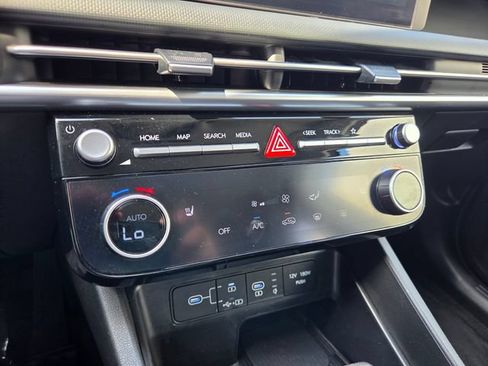 Used 2025 Hyundai Tucson SEL FWD image 33