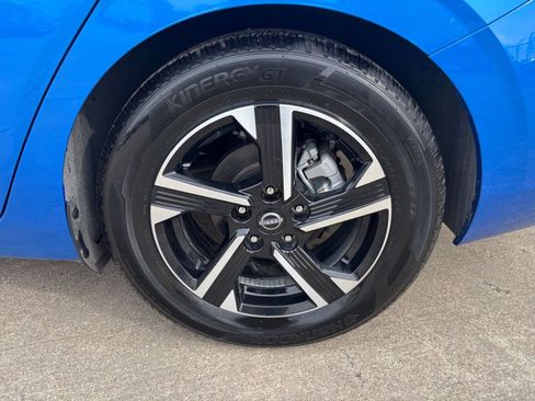 Used 2025 Nissan Sentra SV image 28