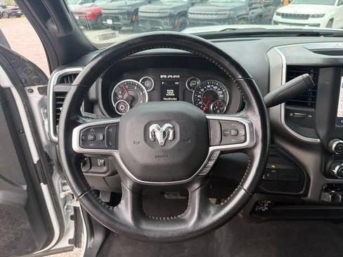 Used 2024 RAM 2500 Big Horn AWD/4WD image 39