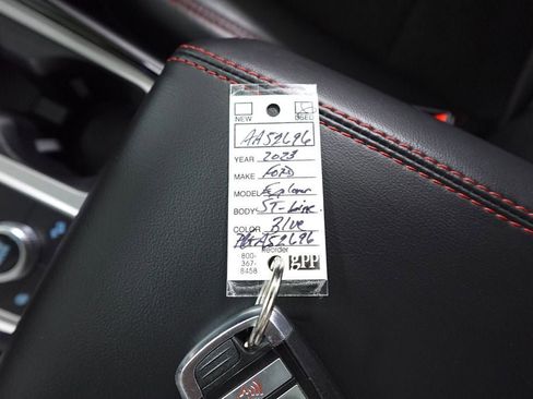 Used 2023 Ford Explorer ST-Line image 35