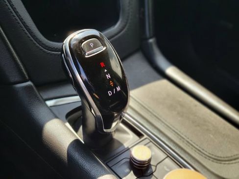 Used 2020 Cadillac XT5 Premium Luxury image 29