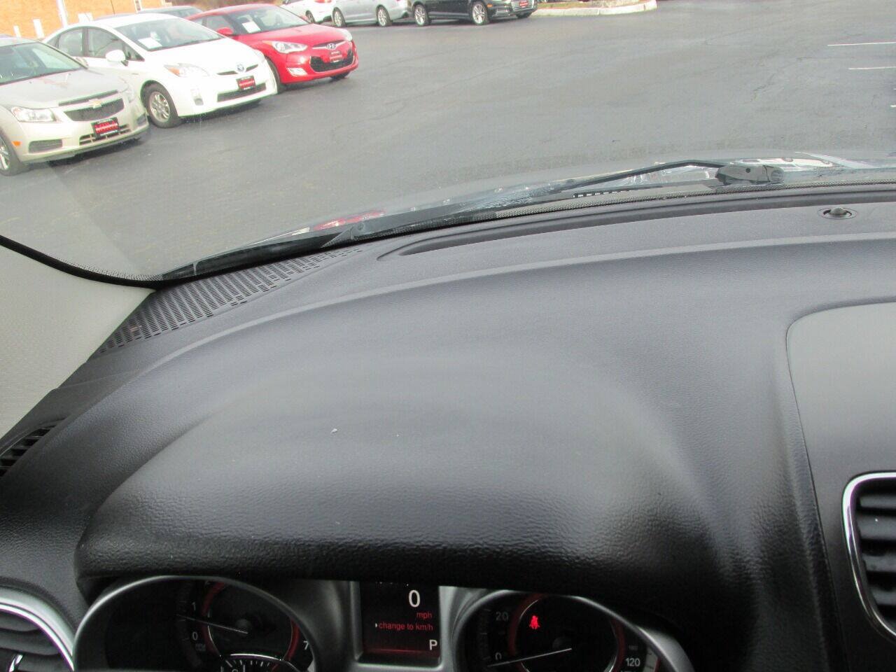 Used 2017 Dodge Journey SE w/ Flexible Seating Group FWD image 49