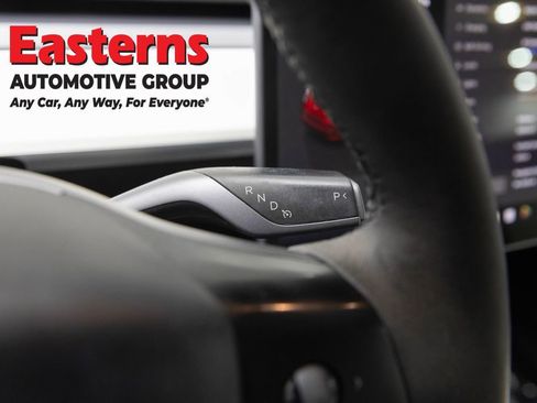 Used 2022 Tesla Model Y Performance AWD/4WD image 13