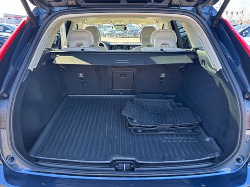 Certified 2024 Volvo XC60 B5 Core w/ Climate Package image 23