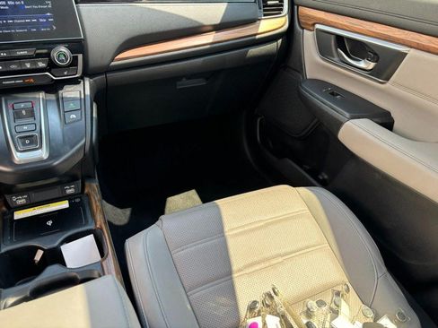 Used 2021 Honda CR-V Touring image 19