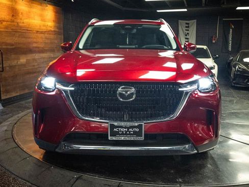 Used 2024 MAZDA CX-90 Plug-In Hybrid w/ Premium Pkg AWD/4WD image 4