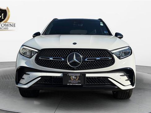 Used 2025 Mercedes-Benz GLC 300 image 8