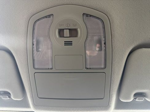 Used 2017 Toyota Prius V Four image 13