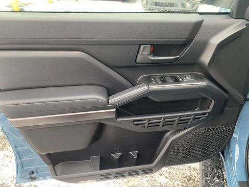 New 2026 Toyota 4Runner SR5 image 12