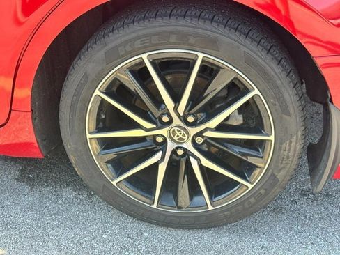 Used 2023 Toyota Camry SE image 8