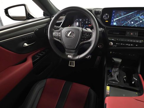 Certified 2024 Lexus ES 350 F Sport w/ Accessory Package (Z2) FWD image 20