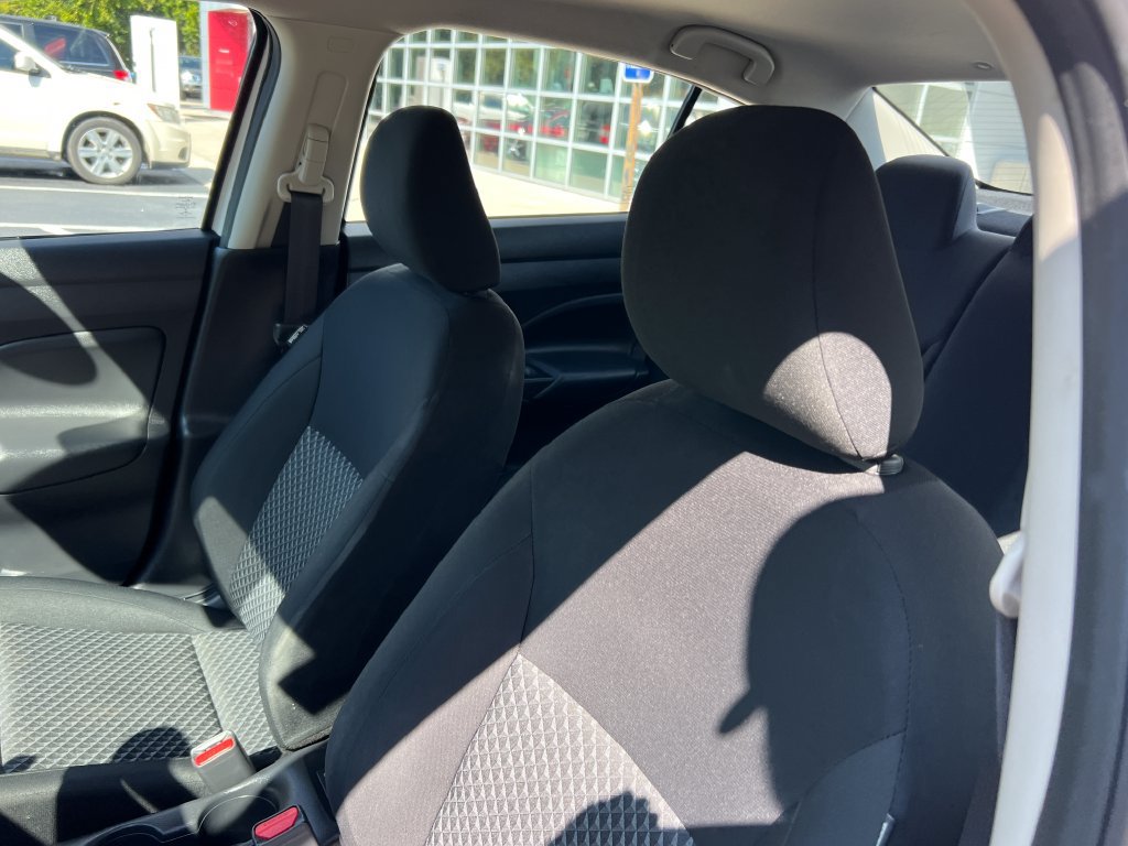 Used 2021 Nissan Versa S FWD image 9