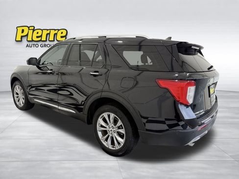 Used 2023 Ford Explorer Limited image 2