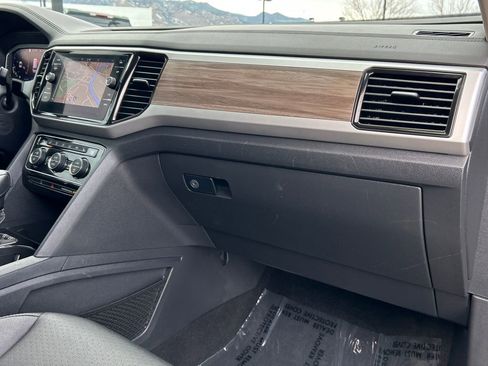 Used 2021 Volkswagen Atlas SEL image 9