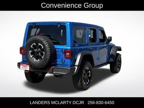 Used 2025 Jeep Wrangler Unlimited Rubicon w/ Safety Group AWD/4WD image 9