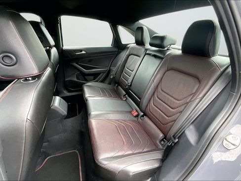Used 2022 Volkswagen Jetta GLI Autobahn FWD image 20