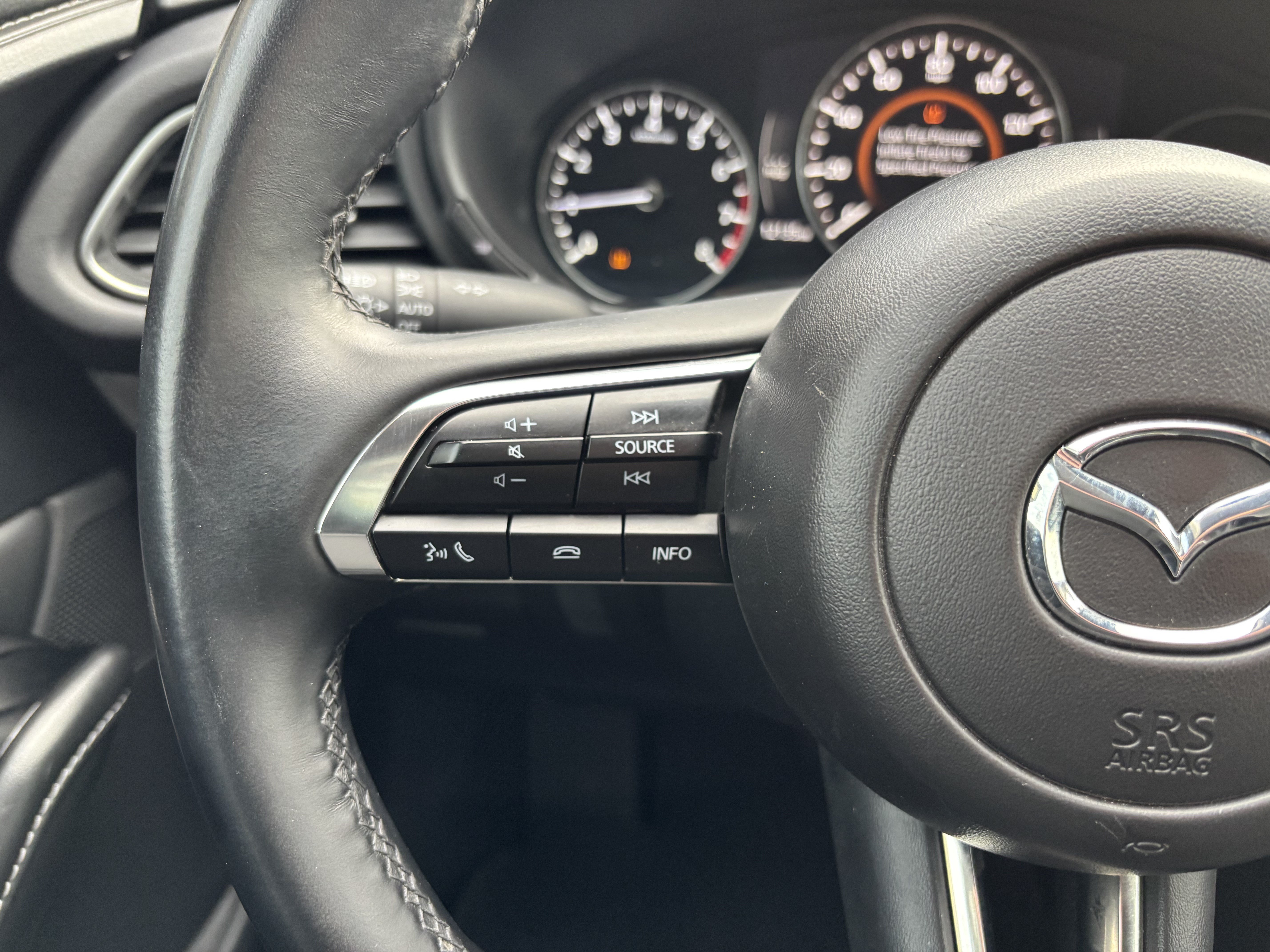 Used 2025 MAZDA CX-30 AWD 2.5 S w/ Select Sport Pkg image 16