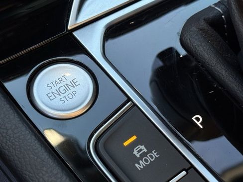 Used 2023 Volkswagen Arteon SEL w/ Arteon MDO Package image 19