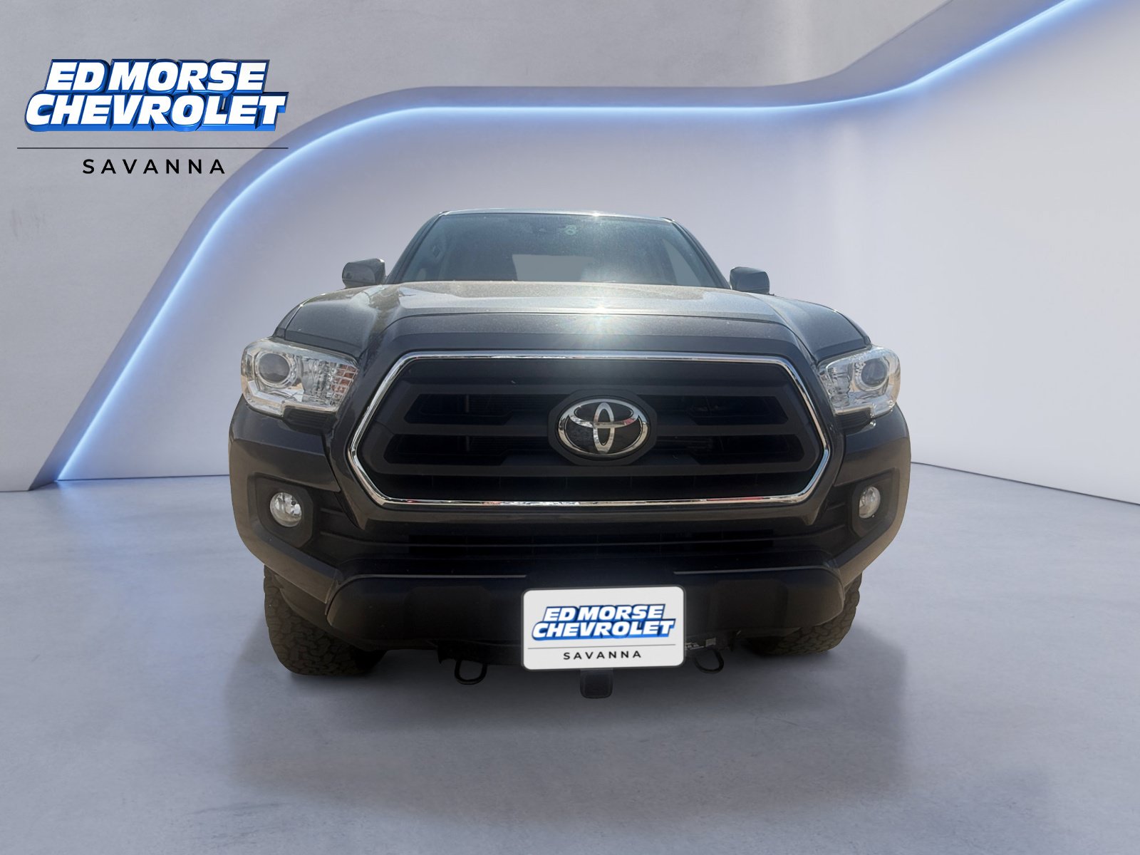 Used 2020 Toyota Tacoma SR5 AWD/4WD image 8