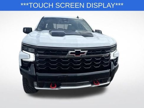 Used 2023 Chevrolet Silverado 1500 ZR2 AWD/4WD image 9
