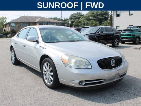 Used 2007 Buick Lucerne CXS w/ Driver Confidence Package FWD image 2