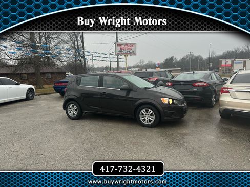 Used 2015 Chevrolet Sonic LT image 1