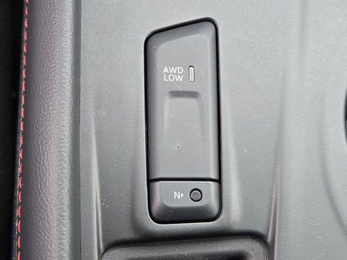 Used 2025 Dodge Durango R/T w/ Blacktop Package AWD/4WD image 34