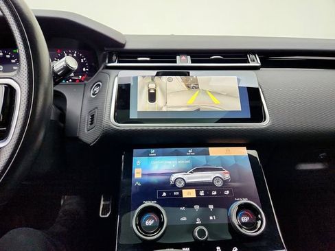 Used 2021 Land Rover Range Rover Velar R-Dynamic S image 24