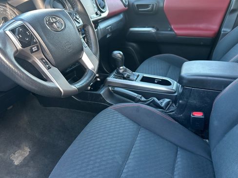 Used 2023 Toyota Tacoma SR5 image 10