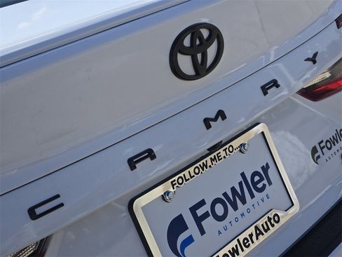 New 2026 Toyota Camry SE image 7
