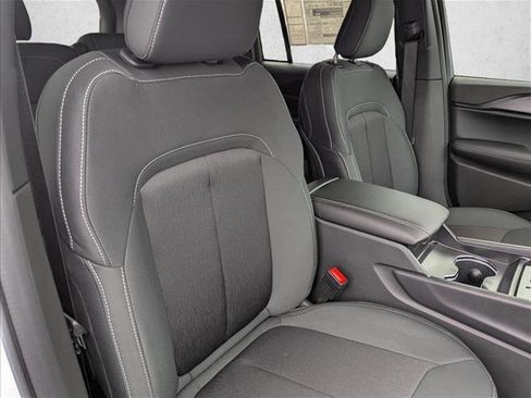 New 2025 Jeep Grand Cherokee Laredo X image 28