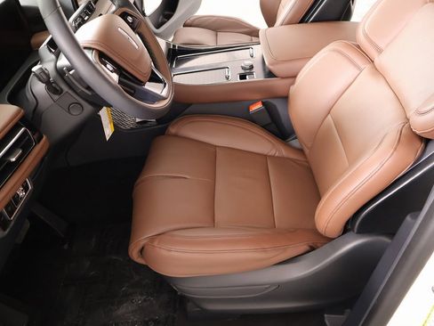 New 2026 Lincoln Aviator Reserve image 11