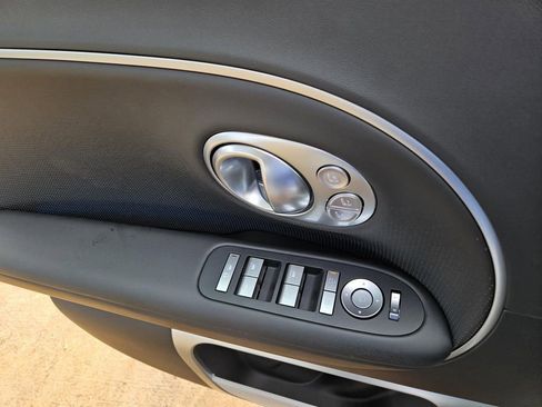 New 2026 Hyundai Ioniq 9 Calligraphy image 21