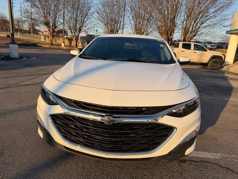 Used 2022 Chevrolet Malibu RS image 9